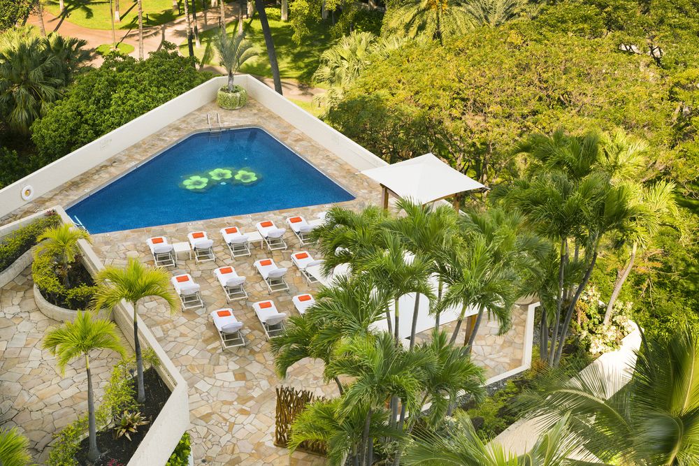Luana Waikiki Hotel & Suites image 1